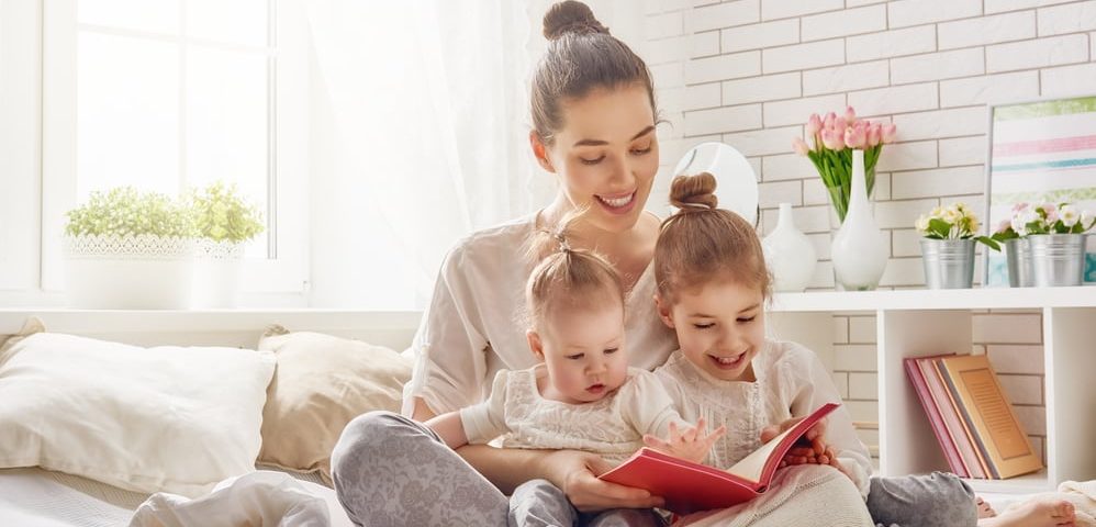 6 Ways To Start Off On The Right Foot With Your Nanny